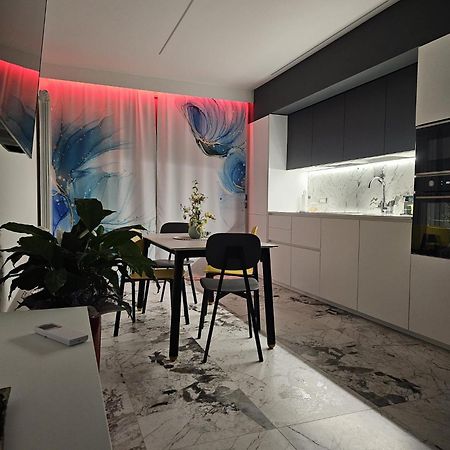 Aliss Appartamenti ネグラール エクステリア 写真